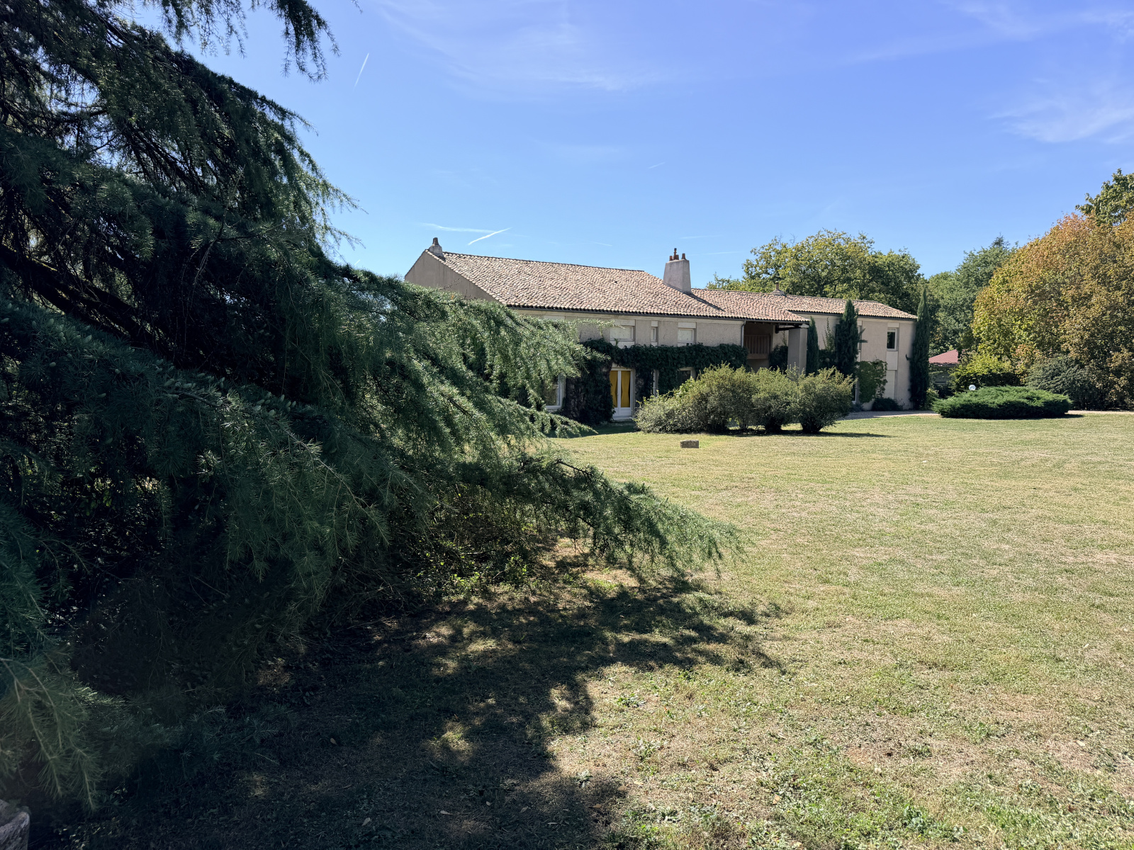 Maison 9 pièces 306 m² · à Nouaillé-Maupertuis · 306 m² · 499 000 €